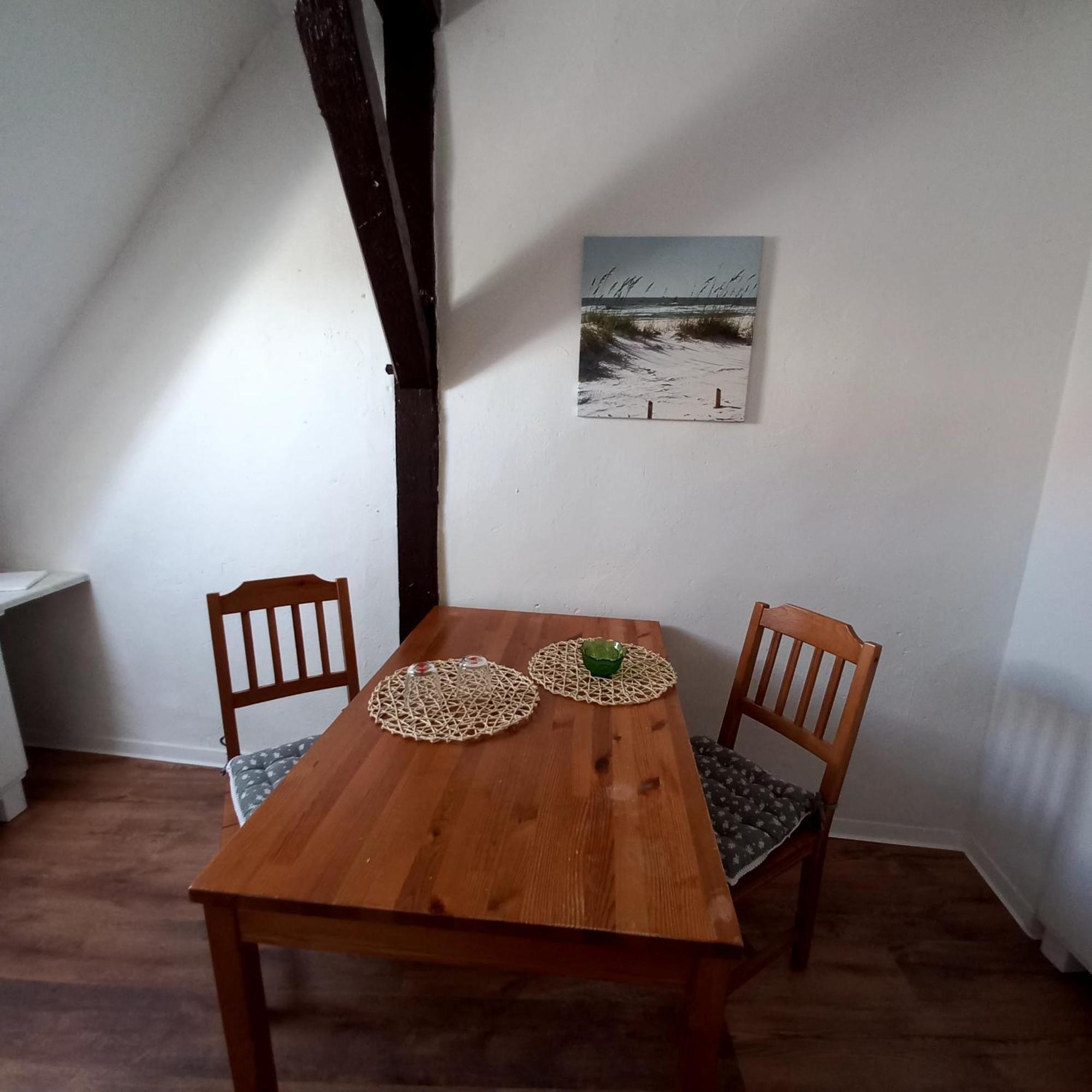 Ferienwohnung Wettin Kamer foto