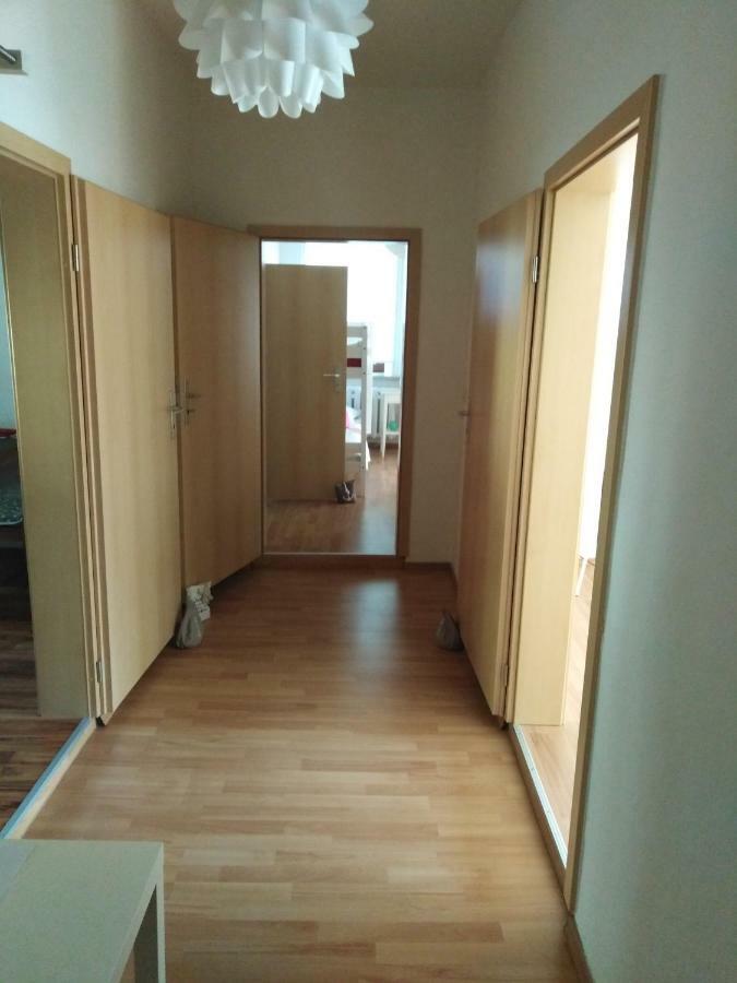 Ferienwohnung Wettin Buitenkant foto